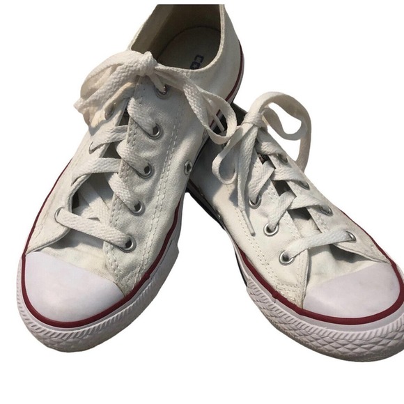 Converse Other - 𝅺converse chuck taylor all star low top white 1303 M88 youth size 3